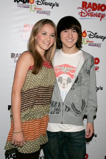 Radio+Disney+Totally+10+Birthday+Concert+Arrivals+ioWMeFZzCGpl