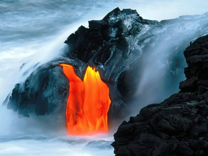 Kilauea_Volcano_Lava_Flow_Hawaii_free_computer_desktop_wallpaper_1280[1] - lava