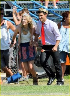 Taylor Lautner si Taylor Swift - Taylor Lautner