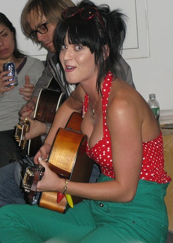 katy-perry-20080801-442931