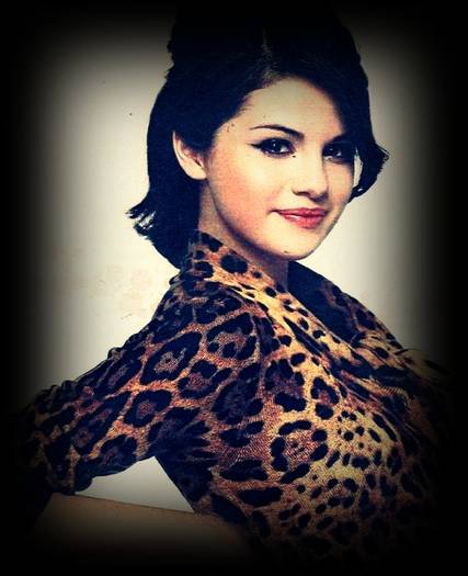 17 - fan club selena gomez