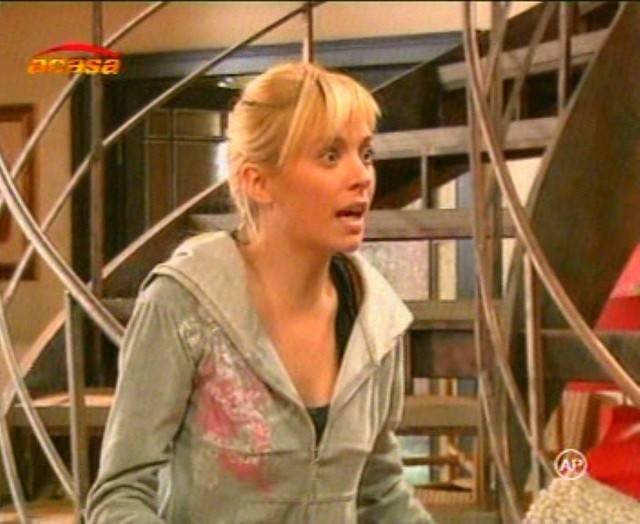 9e160b62 - Diana Dumitrescu In Razboiul Sexelor