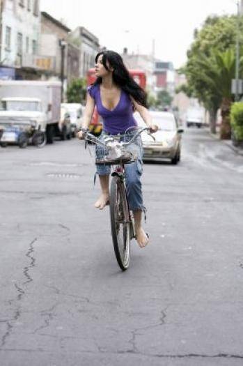 marichiui pe bicicleta