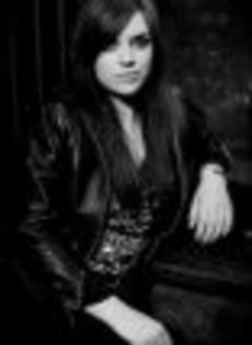 amy-macdonald-1_crop