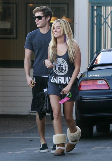 Zac+Efron+Ashley+Tisdale+Out+Lunch+Patty+XZ-T1WBtiZEl