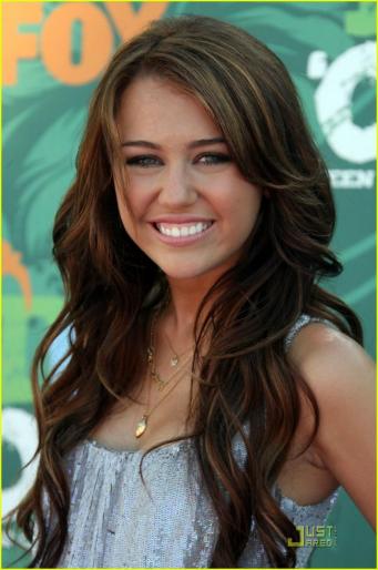 miley-cyrus-teen-choice-awards-2008-06