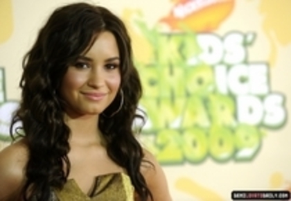 HSAHLEGJFOXIYMHTBJR - Demi Lovato-Nickelodeons 2009 Kids Choice Arwards