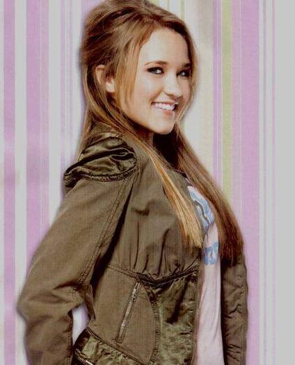 Emily_Osment_1239039260_4 - Emily Osment as Lilli Truscott