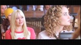 004RYV_Hillary_Duff_086[1]