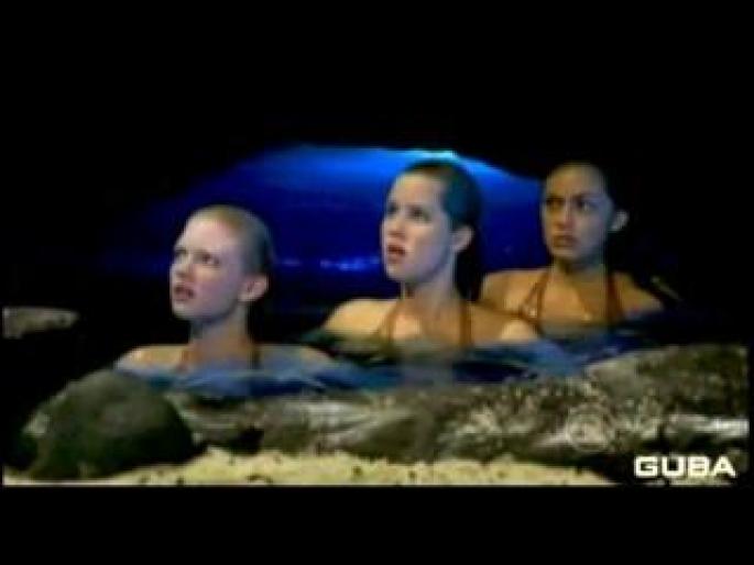 ag28318n100711 - cleo emma rikki sirene