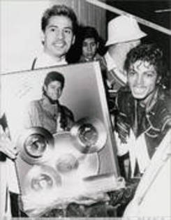 HOHEECYQDJOJJDQTOKS - michael jackson