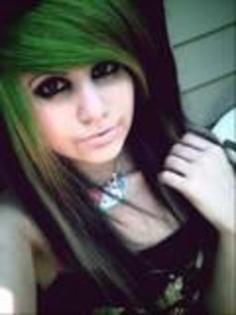 m_ccf126333d9640eb9d6740c5e3455f79 - vanna venom