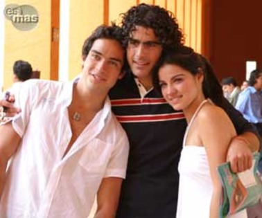 2005241312291132859549gs5 - cupluri REBELDE