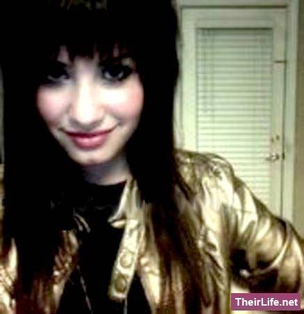 MGDSCWCJIOOMPKAVWGI - Demi Lovato Poze Rare