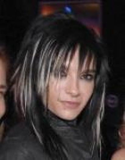 KJOMADBXJGFWYSAZCCM - tokio hotel