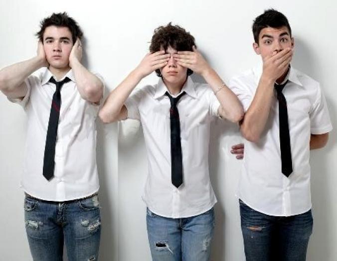 JonasBrothers-Hearseetalk - Jonas Brothers