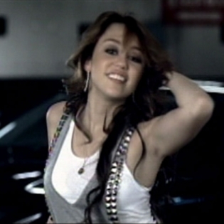 80440_music-video-miley-cyrus-fly-on-the-wall - miley cyrus-fly on the wall