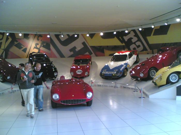 Immagine 098 - Muzeul Ferrari-ITALIA