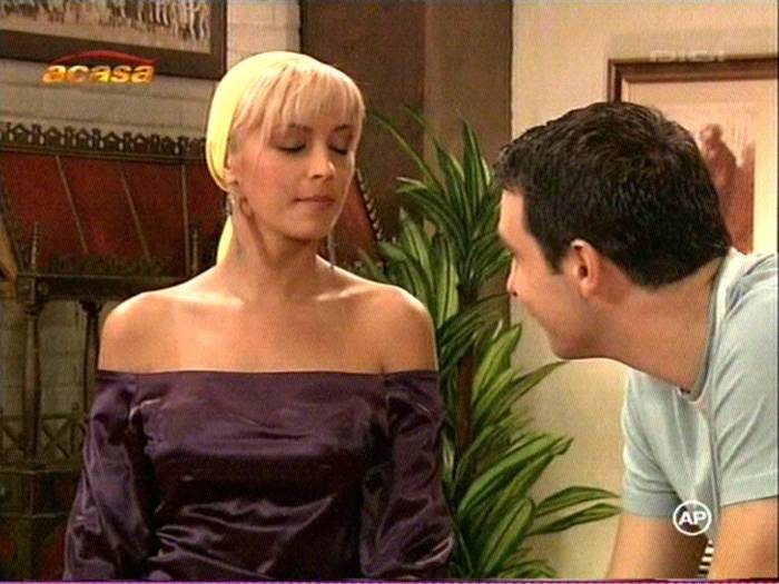 Image0921-0046TV16 - Poze Cu Diana Dumitrescu In Razboiul Sexelor