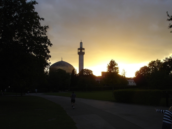 Regent's Park Mosque in London - England (sunset) - Islamic Architecture Around the World