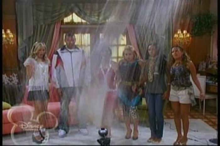 normal_115 - ashley tisdale