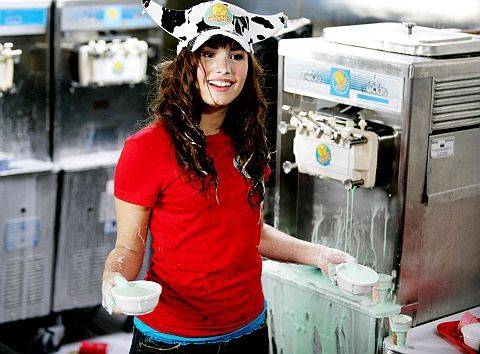 movie-princess_protection_program-stills-506686006 - Princess Protection Program