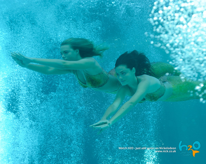 1280x1024-Swimming - Imagini Din culise Autografele celor din h2o