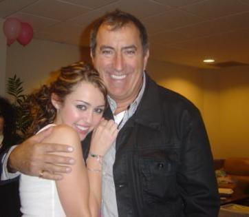 Miley and Kenny Ortega - Album pentru my bff andreutza11