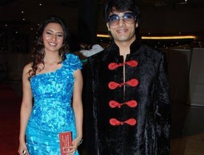 divyanka_sharad2409_rs_445x340 - Divyanka and Sharad