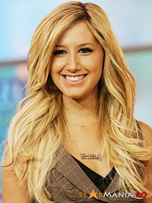 424957221ceb9051c7e5385ae4c24b72-ashley-tisdale_17