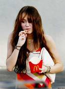 TAJXIXSCVAQDRLEOOYV - Miley cyrus 1