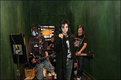 4368846627a6196614245l - Tokio Hotel Backstage Pictures