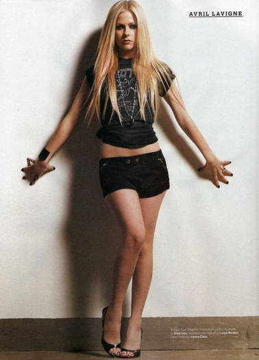 avril-lavigne-1230 - AVRIL LAVIGNE