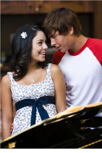 troy_gabriella_high_school_musical_7