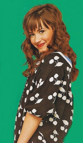 2537392021_2ce223ca3d - demi lovato