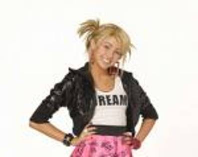 18 - Hannah Montana