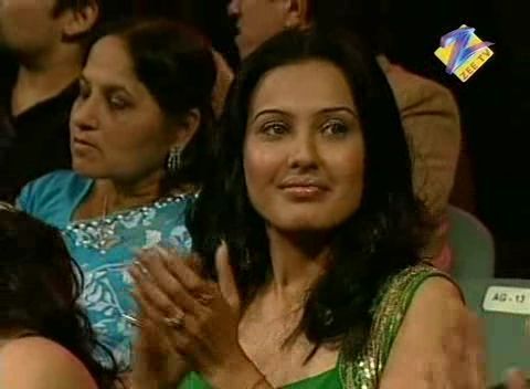 TBNKSQSUKOPYFJAACSP - A ta pentru totdeauna poze cu Kamya Punjabi