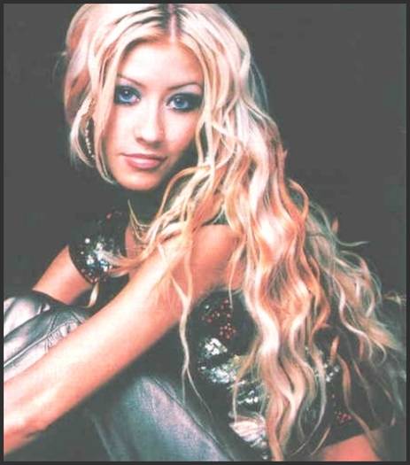 18 - Christina Aguilera