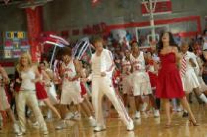 GNWTECSGUHJAOVCHVHG - high school musical