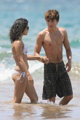 normal_zanessa_beach_candid_013 - Zac and Vanessa in Hawaii