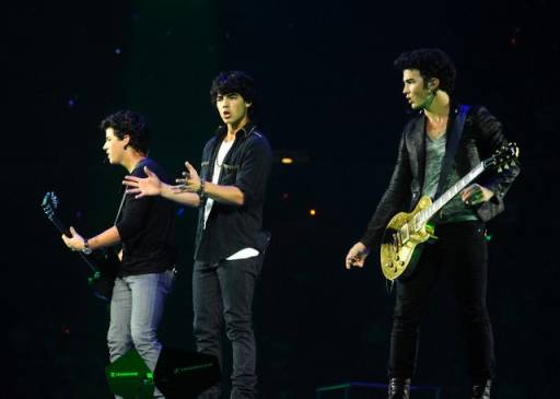 normal_42-22932836 - jonas brothers World Tour in LA
