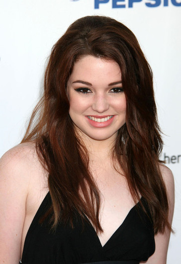 2009+ALMA+Awards+Arrivals+2+otyXblwU9I9l - Jennifer Stone