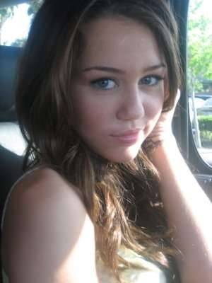 i228299286_97034_2 - Miley profile page