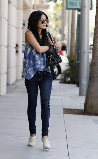 fdhsdfhdfh - Vanessa Anne Hudgens