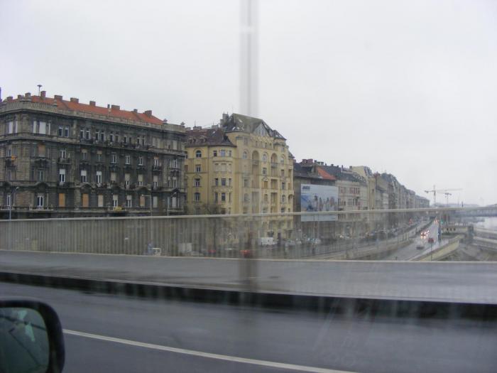 047; Budapesta
