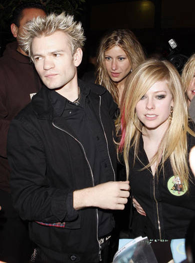 22120145---avril_lavigne - AvRiL LaViGnE si Deryck Whibley