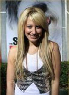 BNJVMXRVJNQXRRFEEPG - ASHLEY TISDALE POZE MAI RARE