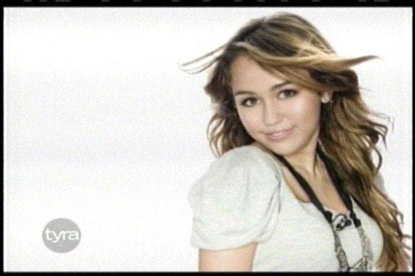 ZBJBETYXYDUXWRVLVZV - Album Pentru MileyMary