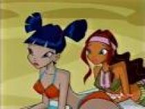 Musa and Layla at the beach - WINX CLUB