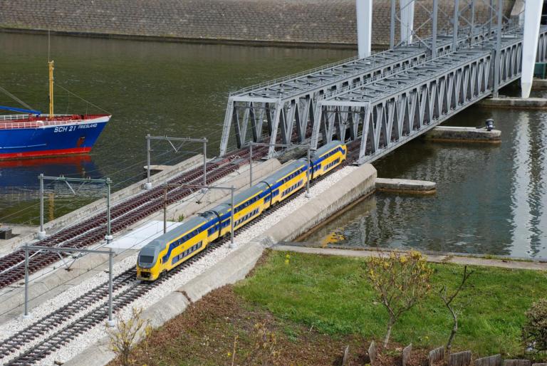  - MADURODAM